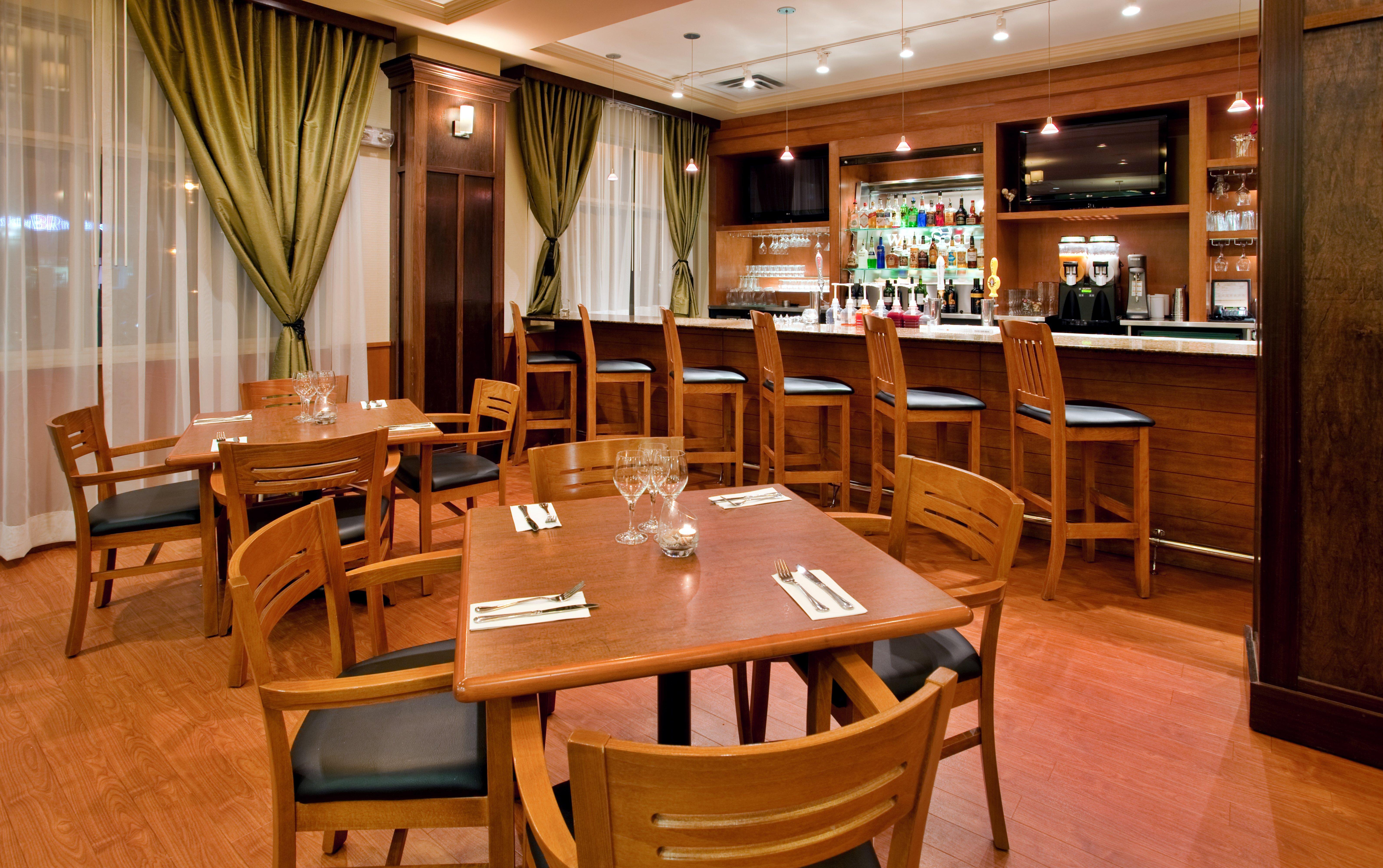 Holiday Inn Hotel And Suites-Kamloops, An Ihg Hotel Restaurant photo